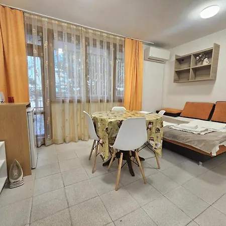 Apartment Simple & For Adventures
